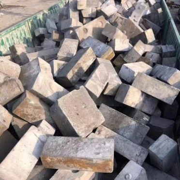 回收廢舊剛玉磚，剛玉推板，剛玉匣缽，剛玉窯具，剛玉澆注料等剛玉 及剛玉莫來石制品