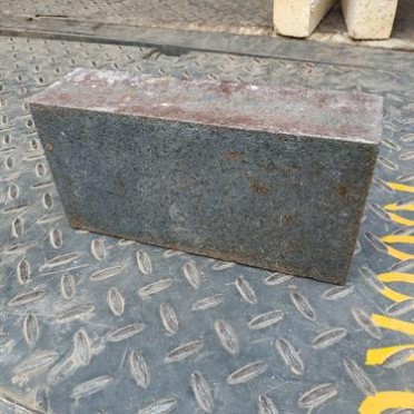 豫企耐材 碳化硅磚 耐熱震工業用耐火磚 優質耐磨耐火材料廠家