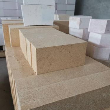 豫企耐材 剛玉莫來石磚 耐磨剛玉莫來石輕質磚 優質窯爐內保溫磚現貨供應