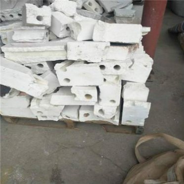 收購二手鉻剛玉磚 宏豐拆除窯爐鉻剛玉磚回收