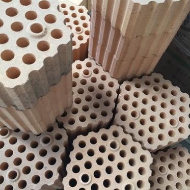 科瑞供應粘土格子磚 低蠕變粘土格子磚 ,蓄熱體7孔19孔36孔格子磚定制，熱風爐**高溫耐火磚采購 可來圖定制各種粘土磚