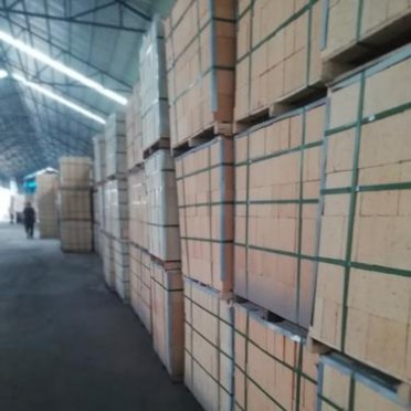 河南科瑞生產供應優質高鋁耐火磚 加熱爐用高鋁質耐火磚 現貨 加工定制高溫窯爐用各種耐火磚 定制材質規格耐火材料