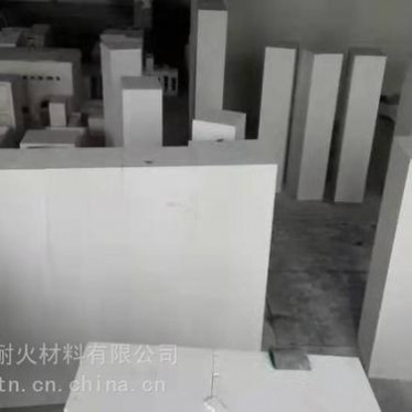 廠家專業定制設計生產電熔鋯剛玉磚無縮孔 耐高溫耐沖刷耐腐蝕耐使用壽命長