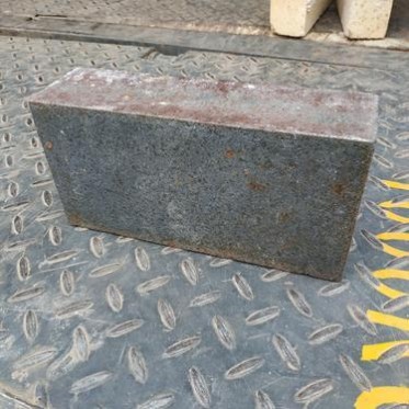 豫企耐材 碳化硅磚 抗剝落工業用耐火磚 供應耐磨耐火材料**從優