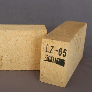 四季火耐材   高鋁磚二級高鋁磚  65%鋁含量  加熱爐、石灰窯等高溫窯爐耐火磚直供