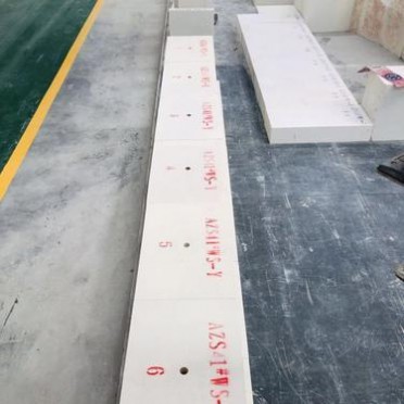 廠家供應泡沫玻璃窯爐耐火材料使用電熔鋯剛玉磚 耐火材料 耐高溫 耐沖刷 使用壽命長