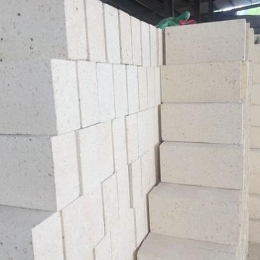 四季火耐材 硅鋁質耐火磚廠家 高鋁磚  一級高鋁磚標磚  回轉窯用耐火磚   高強耐高溫，抗壓性強